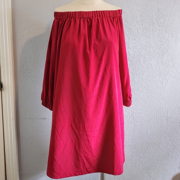 Alice + Olivia Off Shoulder Silk Dress - Picture 5 of 6